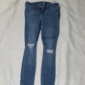 NEW Woman’s Hollister Low Rise Skinny Jeans 00S